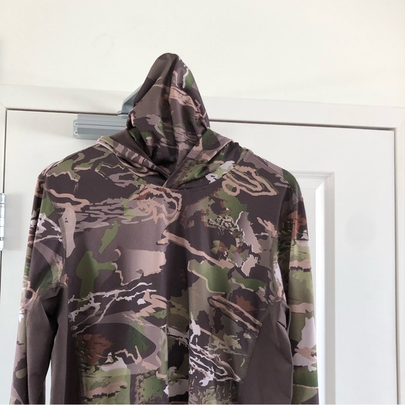 Under armour camouflage heat gear hoodie and turtleneck sweatshirt - Picture 8 of 10